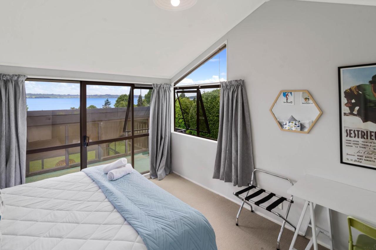 The Bird House - Kawaha Point, Rotorua. Stylish Six Bedroom Home With Space, Views And Relaxed Atmosphere Dış mekan fotoğraf