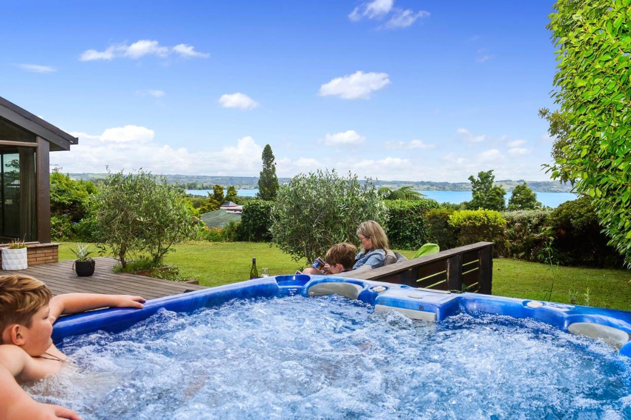 The Bird House - Kawaha Point, Rotorua. Stylish Six Bedroom Home With Space, Views And Relaxed Atmosphere Dış mekan fotoğraf
