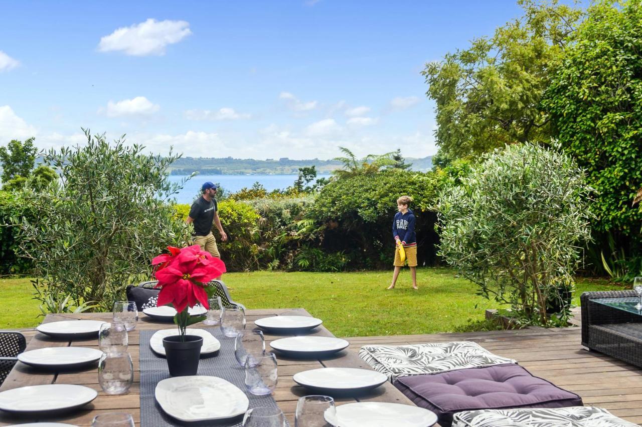 The Bird House - Kawaha Point, Rotorua. Stylish Six Bedroom Home With Space, Views And Relaxed Atmosphere Dış mekan fotoğraf